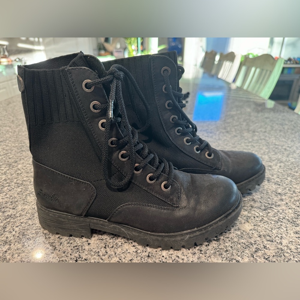 Size 8 Boots